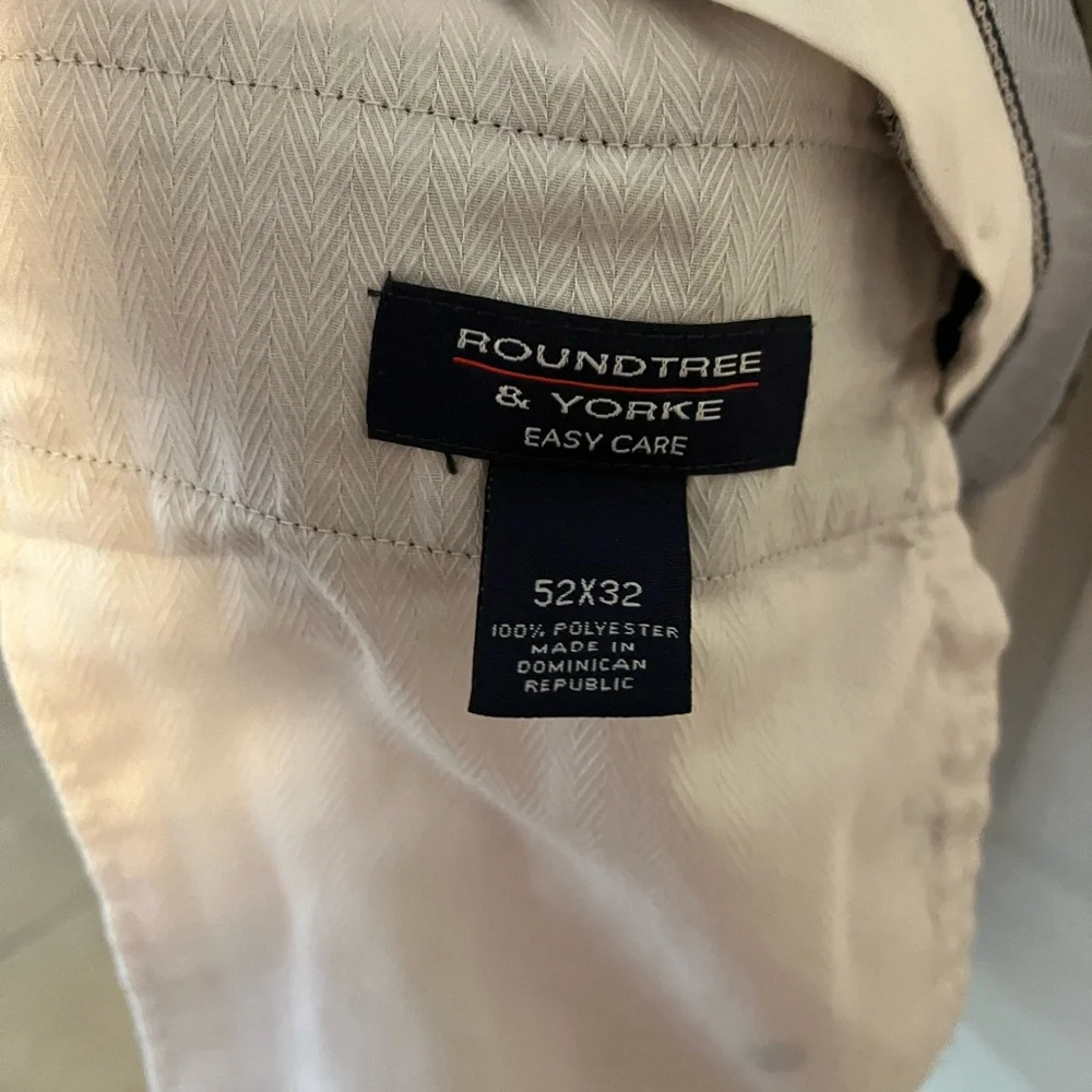 Roundtree & Yorke Easy Care Black Pants 52x32 - Picture 2 of 2
